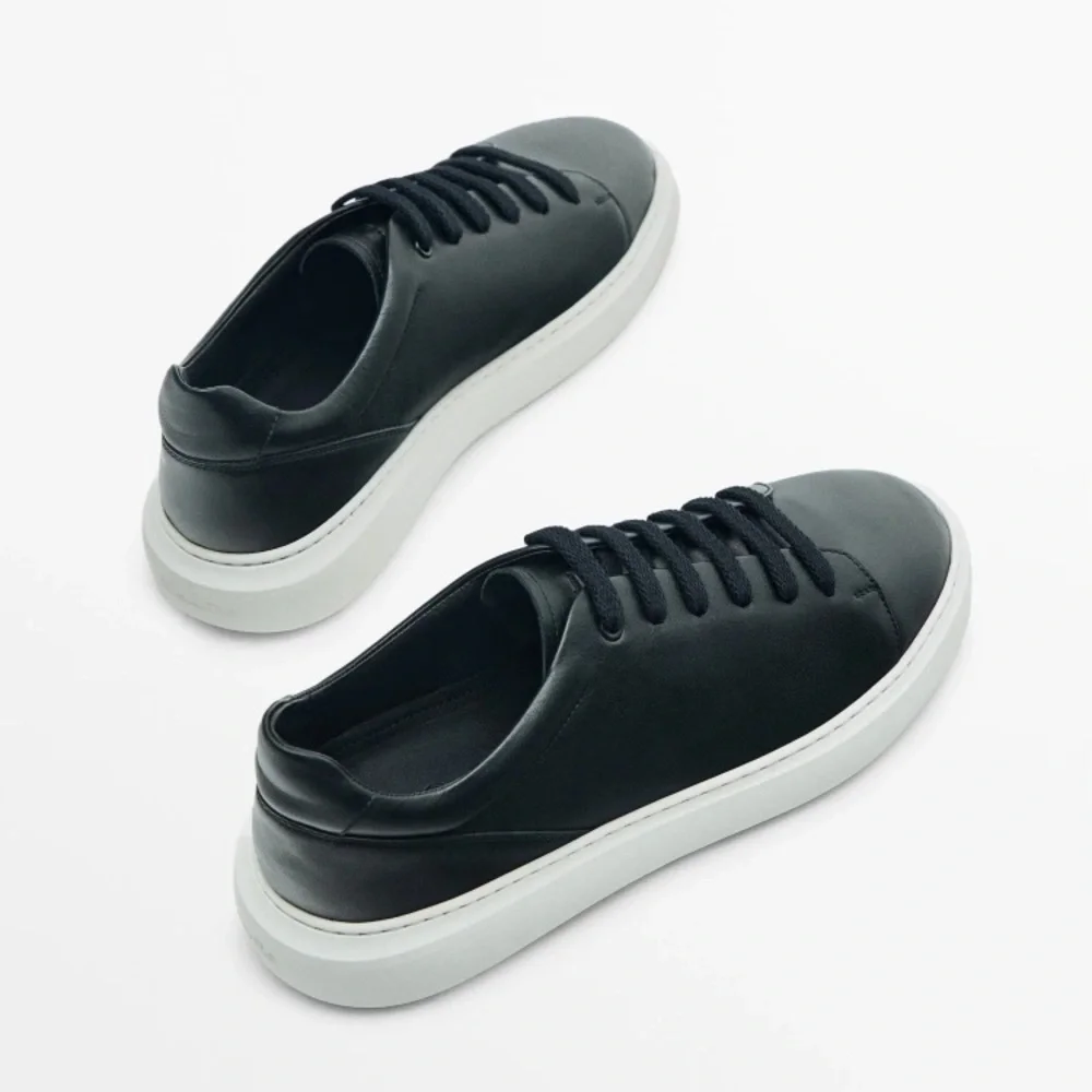 NWT. Massimo Dutti Blue Leather Sneakers/Trainers. Size 7.